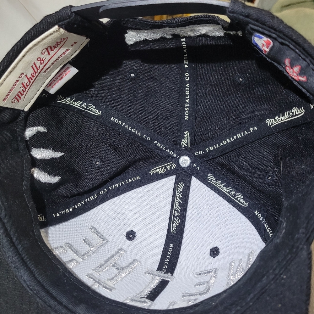2FOR$40 NBA RAPTORS SNAPBACK - Picture 4 of 4
